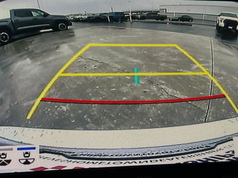 Used 2021 Toyota Camry XSE w/ Navigation Upgrade Package image 16