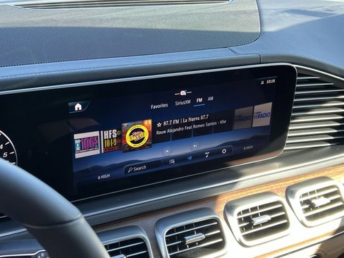 New 2026 Mercedes-Benz GLE 450e 4MATIC image 16