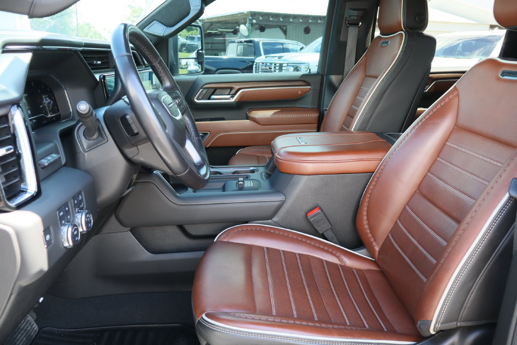 Certified 2025 GMC Sierra 2500 Denali Ultimate AWD/4WD image 24