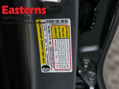 Used 2023 Ford Explorer Limited w/ Equipment Group 301A image 34