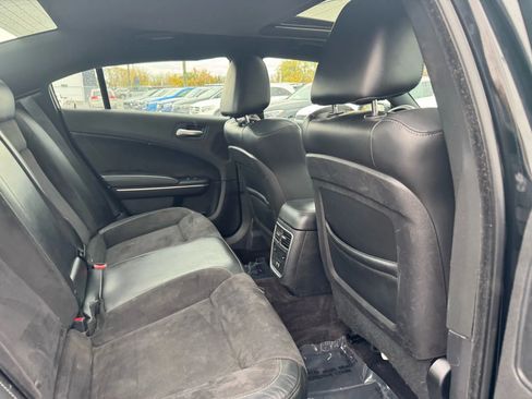 Used 2018 Dodge Charger GT image 15