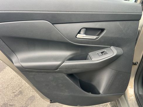 New 2026 Nissan Sentra SV w/ SV Convenience Package FWD image 32