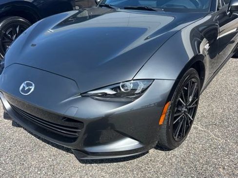 Used 2024 MAZDA MX-5 Miata Grand Touring w/ Weather Package RWD image 3
