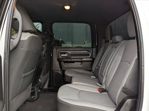 Used 2024 RAM 2500 Big Horn w/ Off Road Package AWD/4WD image 17