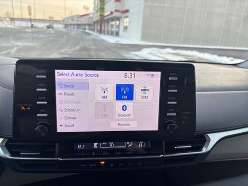 Used 2022 Toyota Sienna LE image 12