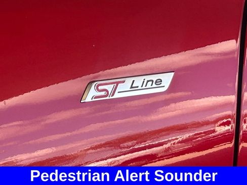 Used 2025 Ford Escape ST-Line w/ Equipment Group 301A image 18