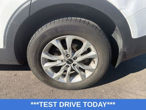 Used 2022 Kia Telluride LX AWD/4WD image 10