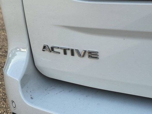 Used 2025 Ford Expedition Active AWD/4WD image 17