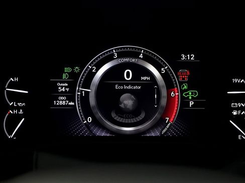 Used 2024 Lexus LX 600 4WD w/ Luxury Package image 24