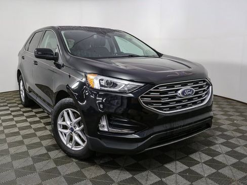 Used 2022 Ford Edge SEL w/ Convenience Package image 3