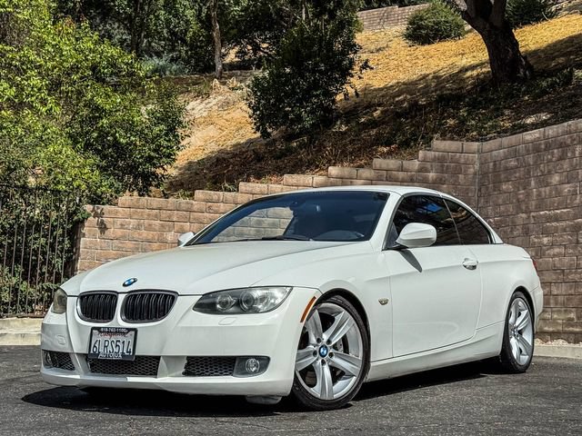 Used 2010 BMW 335i Convertible RWD image 3