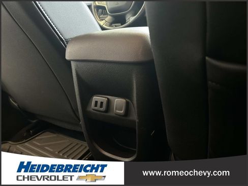 Used 2016 Chevrolet Colorado Z71 AWD/4WD image 17