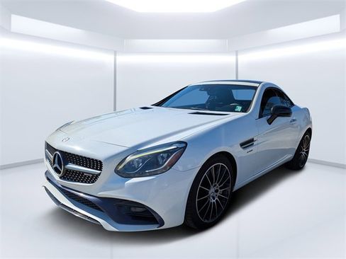 Used 2017 Mercedes-Benz SLC 43 AMG image 7
