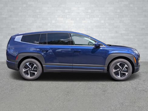 New 2026 Hyundai Ioniq 9 S image 4