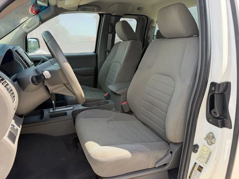 Used 2019 Nissan Frontier S RWD image 10