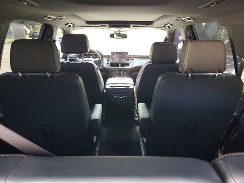 Used 2023 GMC Yukon AT4 w/ AT4 Premium Package AWD/4WD image 31