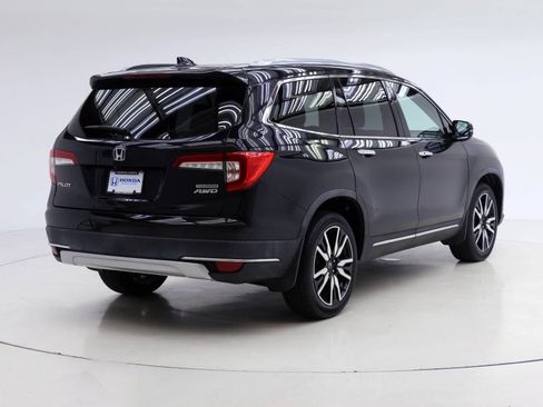 Certified 2020 Honda Pilot Touring image 2