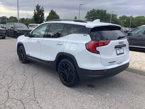 Used 2021 GMC Terrain SLT w/ Elevation Edition FWD image 7