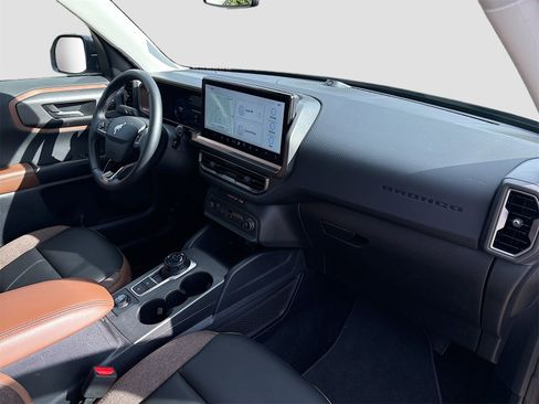 Used 2025 Ford Bronco Sport Outer Banks w/ Outer Banks Tech Package+ image 29