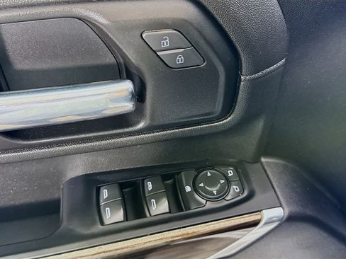 Used 2023 Chevrolet Silverado 2500 LT image 23