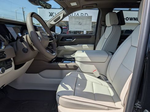 New 2026 GMC Yukon Denali w/ Denali Reserve Package AWD/4WD image 25
