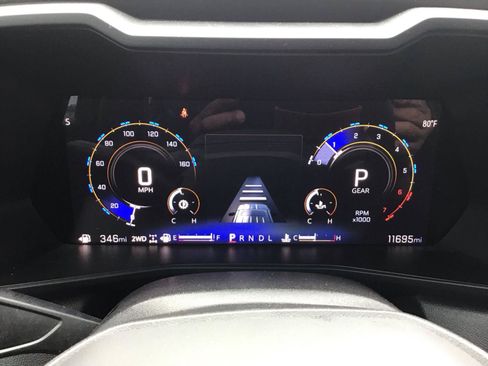 Used 2024 Chevrolet Colorado Trail Boss w/ Advanced Trailering Package AWD/4WD image 11