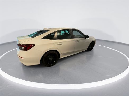 Used 2025 Honda Civic Sport image 8