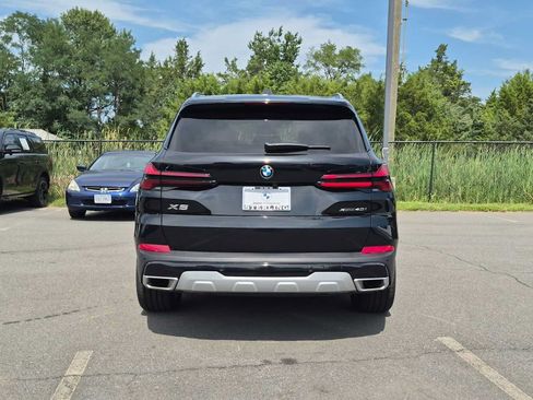 Used 2024 BMW X5 xDrive40i w/ Premium Package AWD/4WD image 7