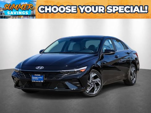 Used 2025 Hyundai Elantra Limited FWD image 1