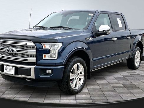 Used 2016 Ford F150 Platinum w/ Equipment Group 701A Luxury image 2