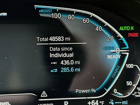 Used 2021 BMW 330e w/ Premium Package image 19