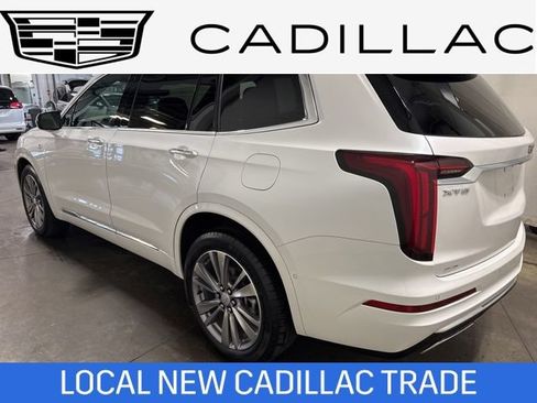 Used 2025 Cadillac XT6 Premium Luxury w/ Technology Package AWD/4WD image 6