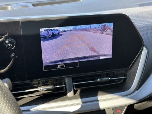 Certified 2024 Chevrolet Trax RS w/ Driver Confidence Package image 22