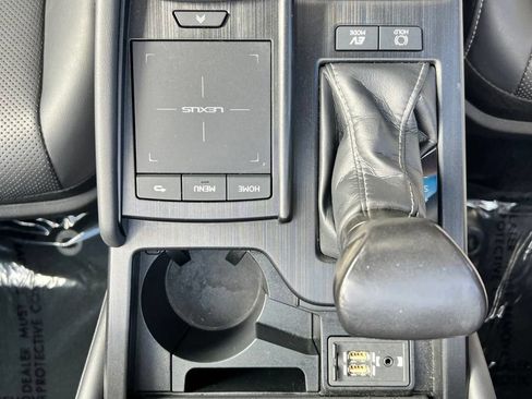 Used 2020 Lexus ES 300h w/ Premium Package FWD image 53