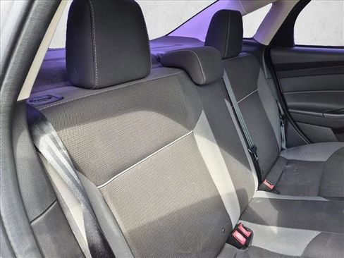 Used 2013 Ford Focus SE FWD image 9