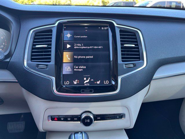 Used 2022 Volvo XC90 T5 Momentum w/ Climate Package FWD image 10