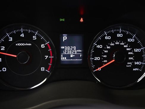 Used 2014 Subaru Forester 2.5i Touring AWD/4WD image 23
