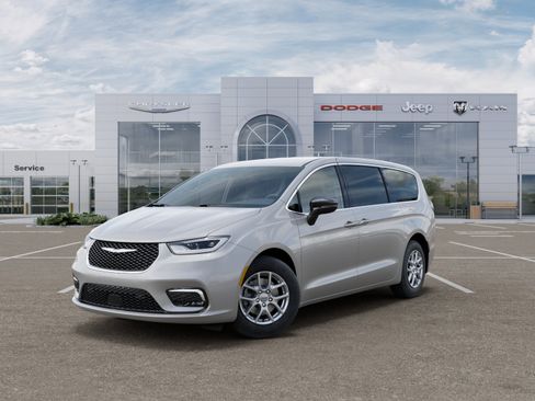 New 2026 Chrysler Pacifica Select image 29