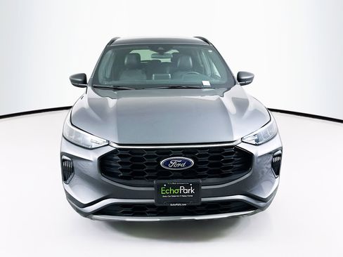 Used 2024 Ford Escape ST-Line image 2