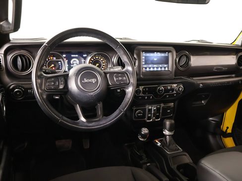 Used 2021 Jeep Wrangler Unlimited Sport AWD/4WD image 2
