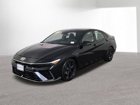 Certified 2025 Hyundai Elantra N Line FWD image 46