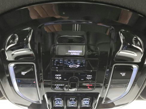 Used 2023 Maserati Grecale GT AWD/4WD image 25