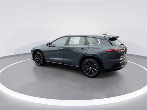 Used 2025 Toyota Crown Signia w/ Advanced Technology Package image 6