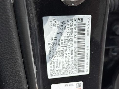 Used 2025 Honda Civic Sport image 30