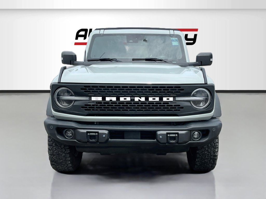 Used 2023 Ford Bronco Badlands AWD/4WD image 2