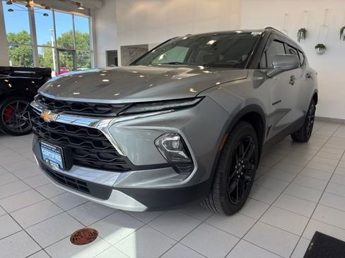Used 2024 Chevrolet Blazer LT w/ Convenience Package AWD/4WD image 35