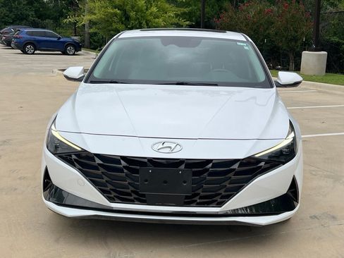 Certified 2021 Hyundai Elantra Limited FWD image 2