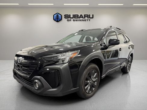 Used 2025 Subaru Outback Onyx Edition AWD/4WD image 1