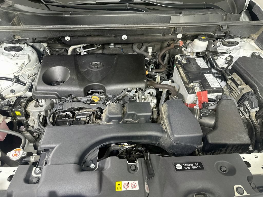 Used 2024 Toyota RAV4 XLE Premium FWD image 10