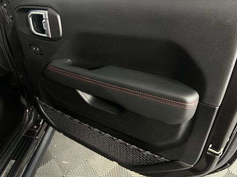 Used 2024 Jeep Gladiator Rubicon image 33